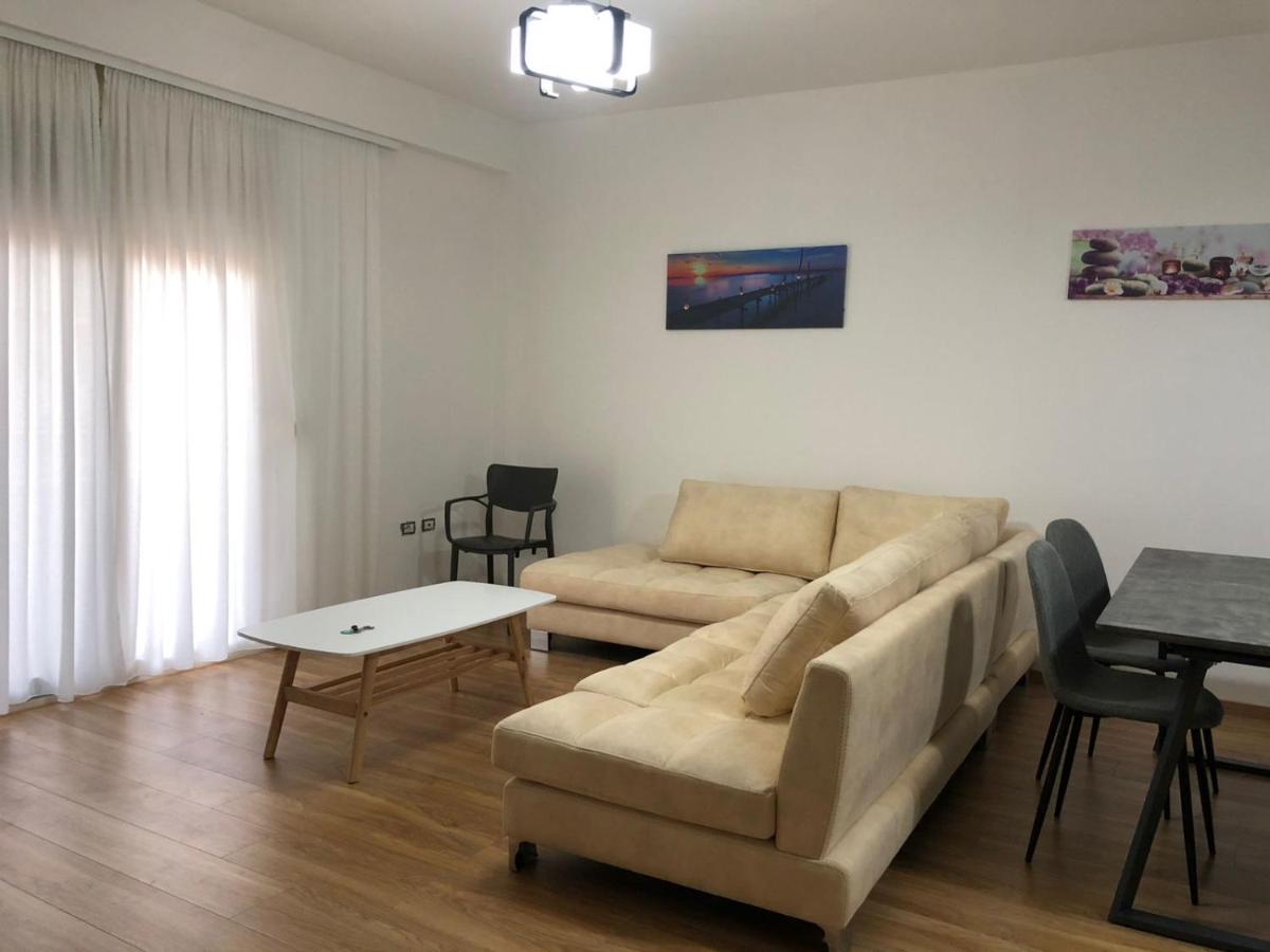 Lovely Sea View Apartment Vlorë Екстериор снимка