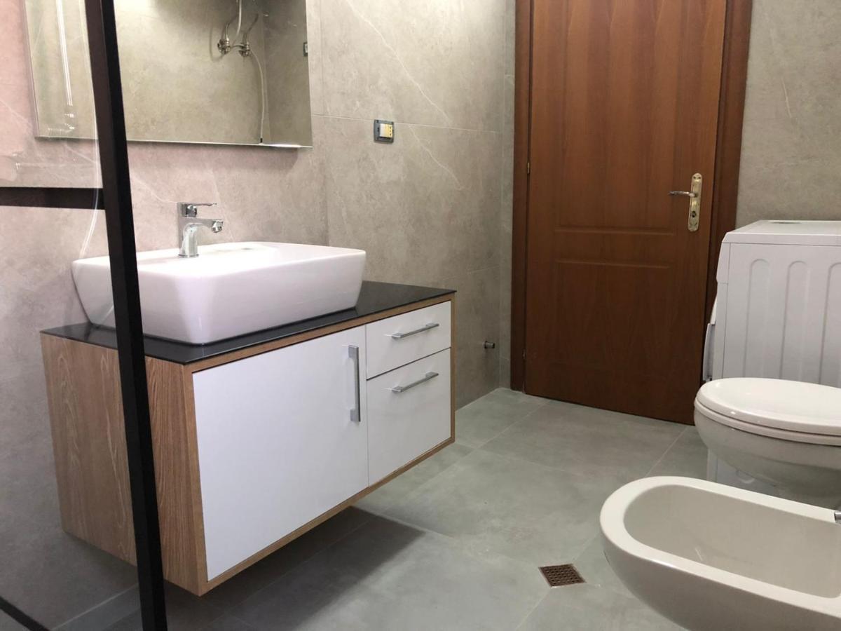 Lovely Sea View Apartment Vlorë Екстериор снимка